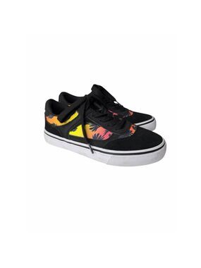 Airwalk Youth Size 3 Black Skate Shoes Sunset Palm Print Lace Up Sneakers